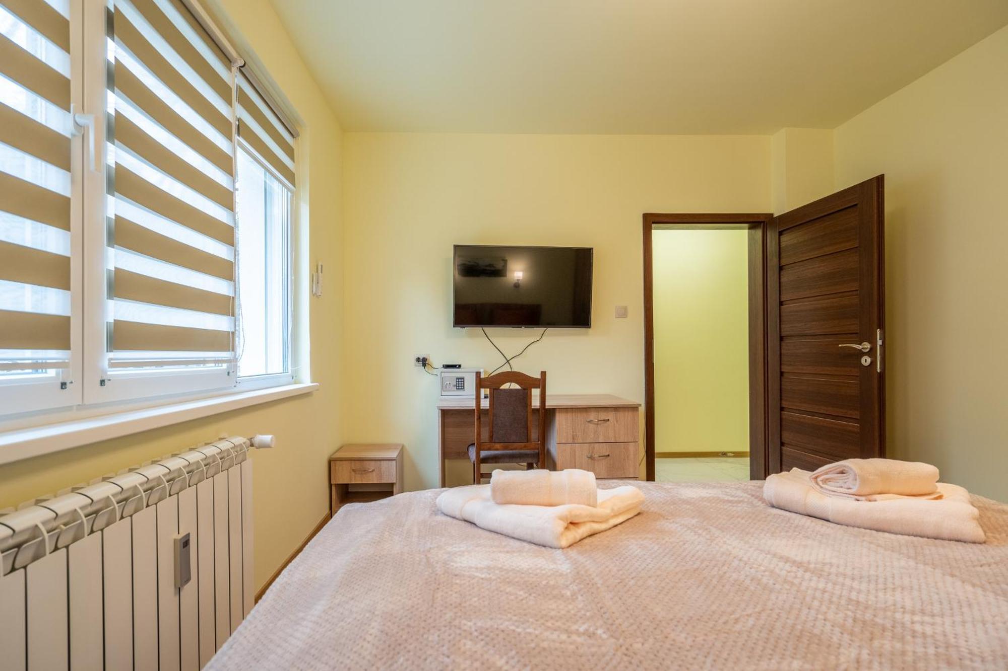 Top Location Central New & Spacious 3 Bdr Apt Medical Academy Sofia Exteriör bild