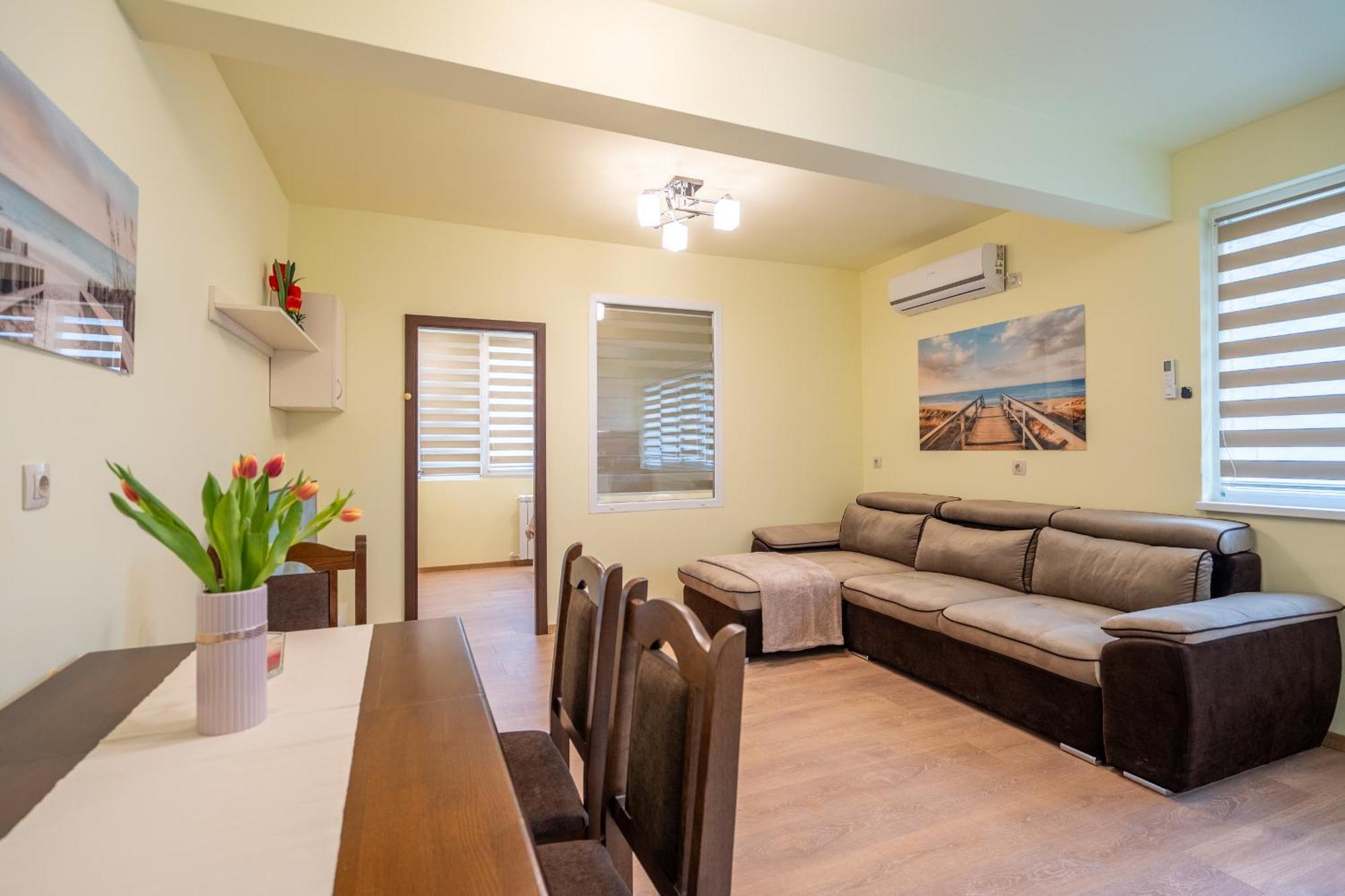 Top Location Central New & Spacious 3 Bdr Apt Medical Academy Sofia Exteriör bild