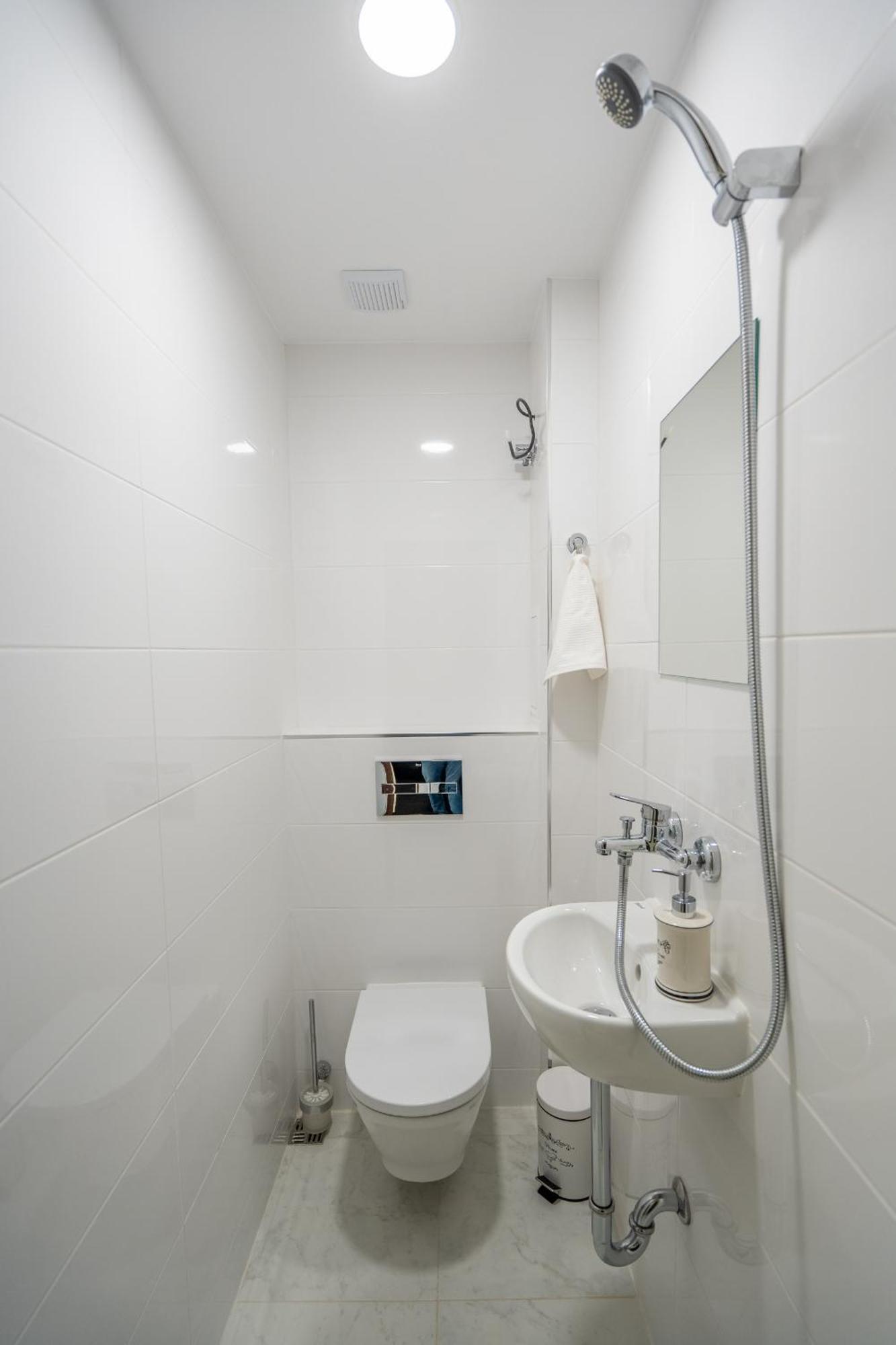 Top Location Central New & Spacious 3 Bdr Apt Medical Academy Sofia Exteriör bild