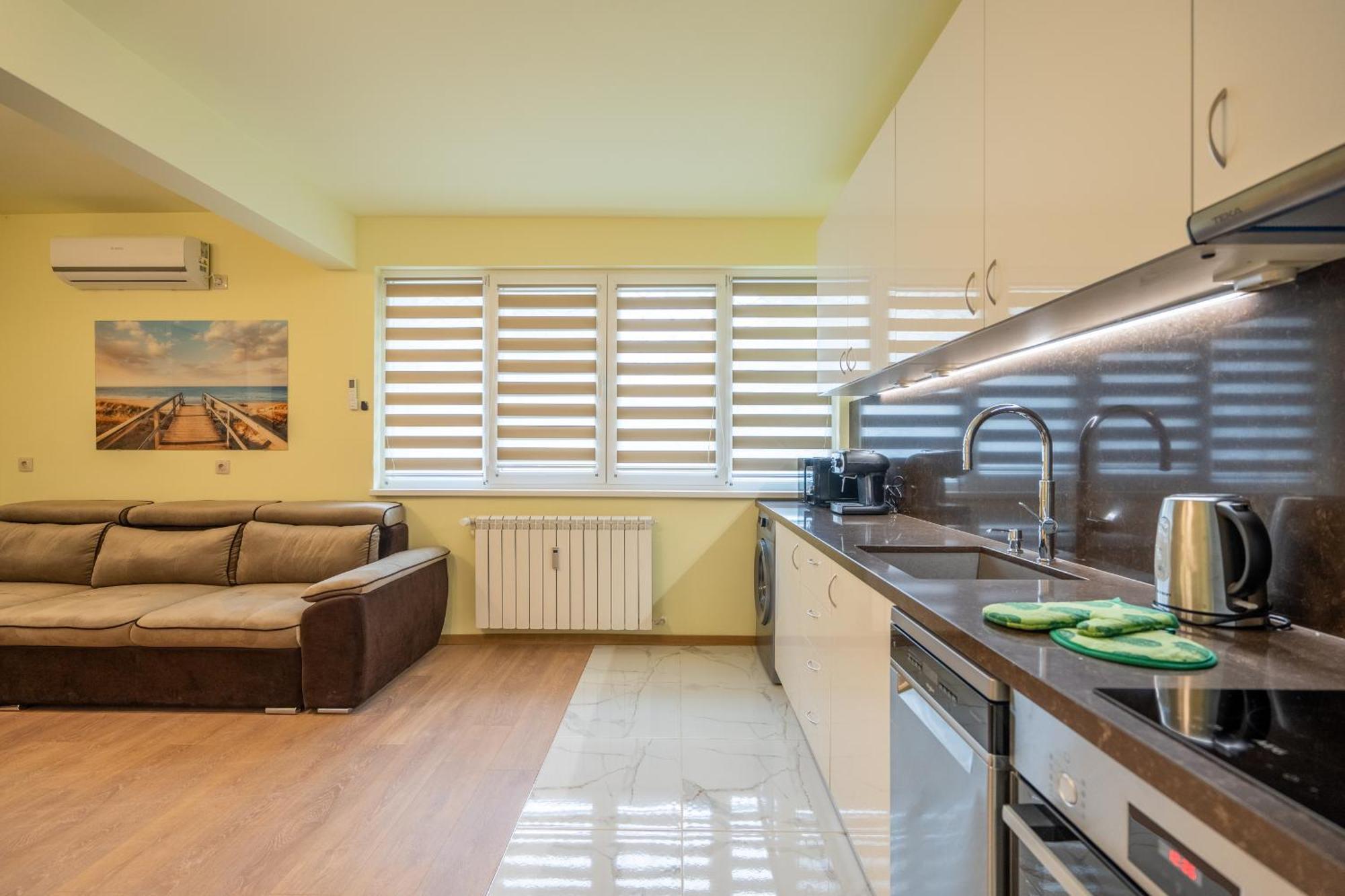 Top Location Central New & Spacious 3 Bdr Apt Medical Academy Sofia Exteriör bild