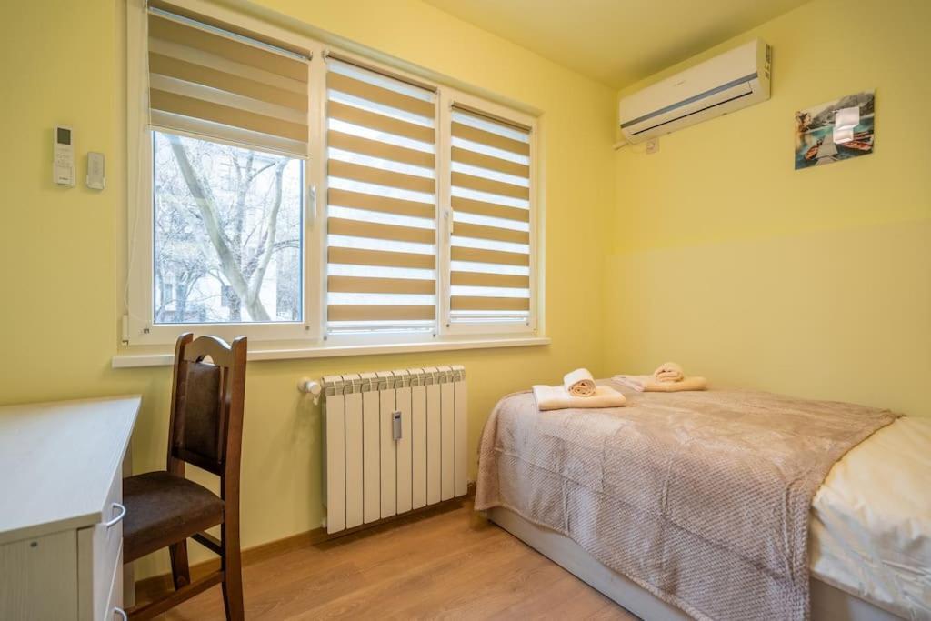 Top Location Central New & Spacious 3 Bdr Apt Medical Academy Sofia Exteriör bild